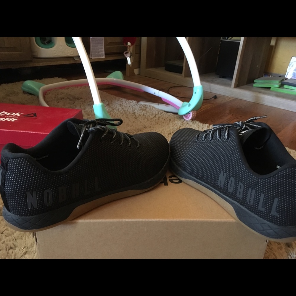 Men’s no bull trainers black n gum